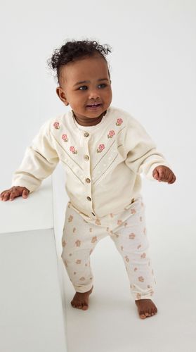 Minymo strikket cardigan til baby - vanilla ice