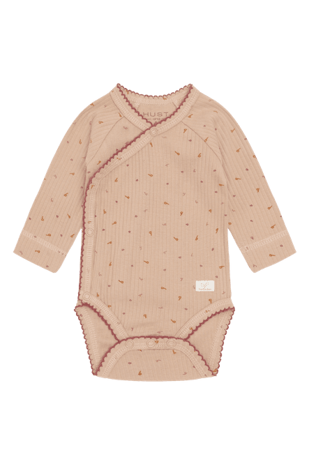 Hovedbilde Hust & Claire Baba Letter AOP omslagsbody til ...