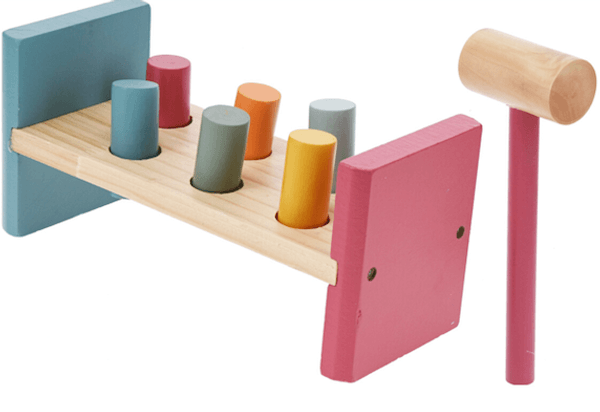 Hovedbilde Bankebrett med hammer i tre